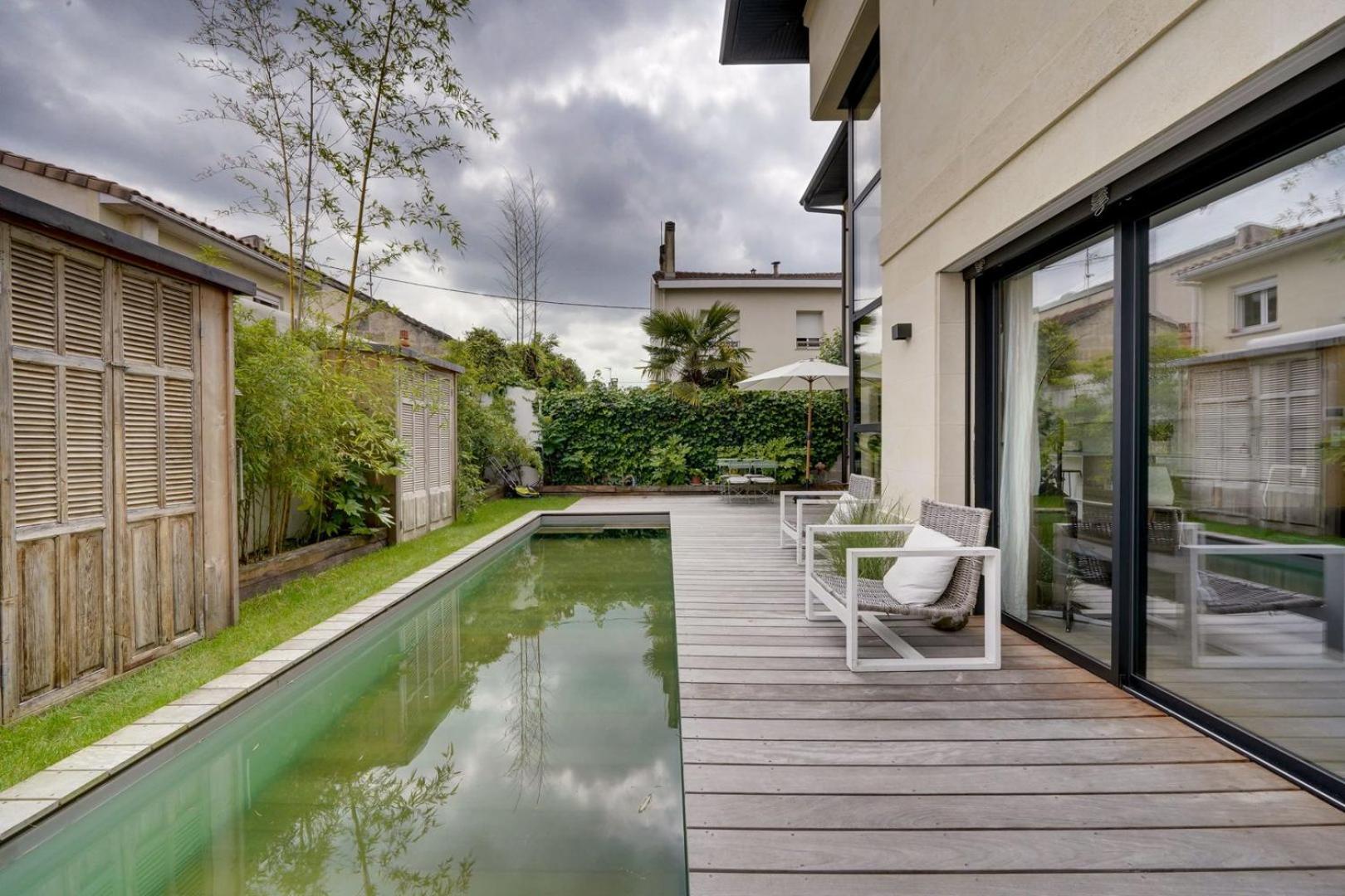 Spacious Bordeaux Family Home With Swimming Pool Kültér fotó